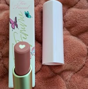 Too Faced Lipstick